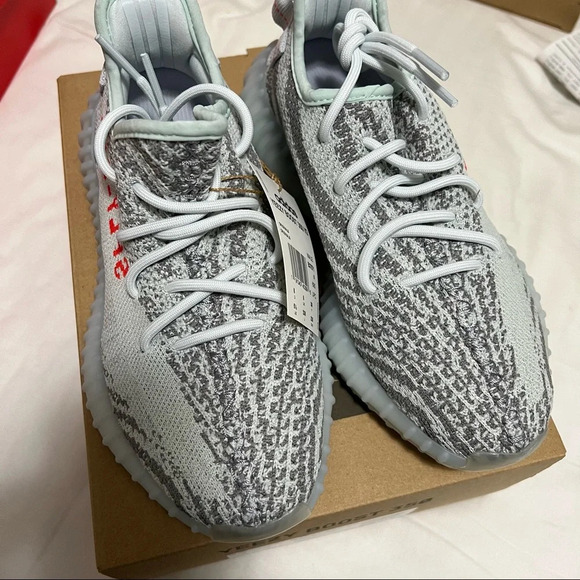 🆕 DS Yeezy Boost 350 V2 Blue Tint - Picture 2 of 7